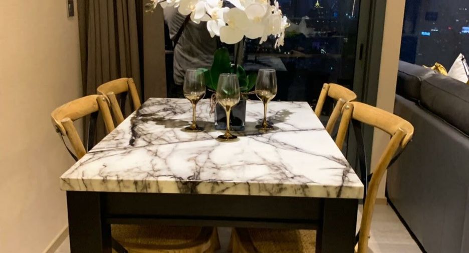 For rent 2 bedrooms condo in Watthana, Bangkok