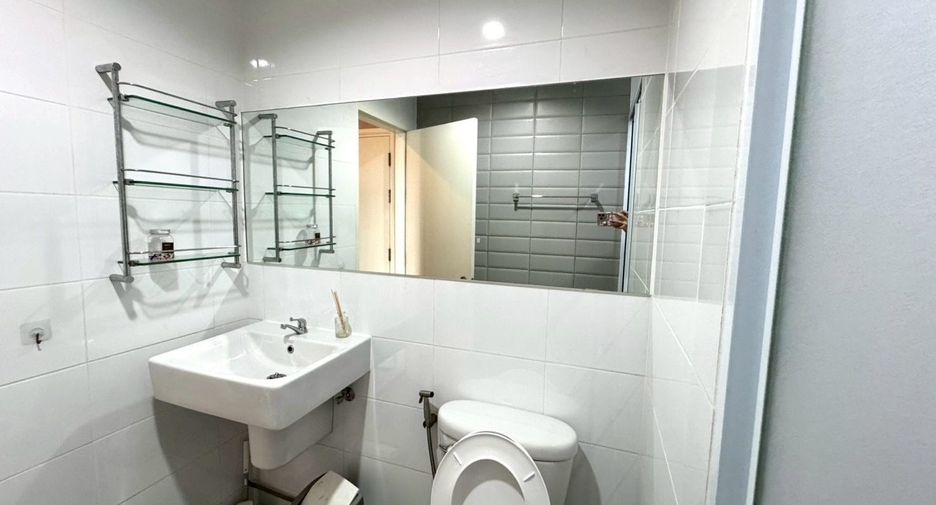 For rent 1 bed condo in Khlong Toei, Bangkok