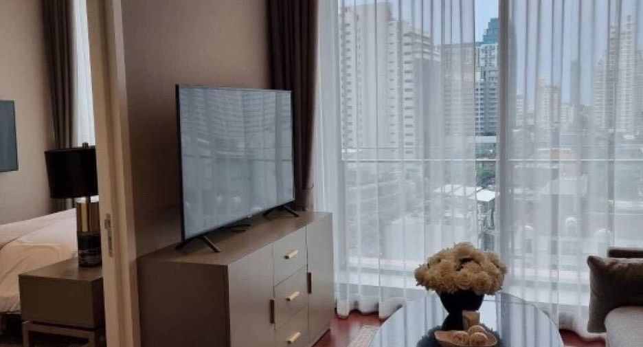 For rent 1 bed condo in Watthana, Bangkok