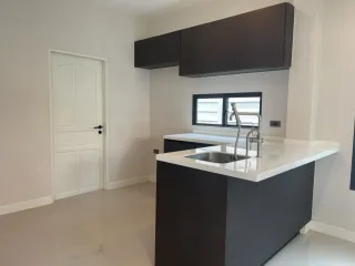Casa en venta de 3 habitaciones en San Sai, Chiang Mai