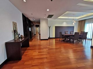 For rent 4 ベッドルーム apartment in Pathum Wan, Bangkok
