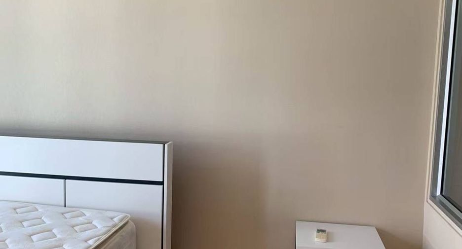 For rent 1 bed condo in Phaya Thai, Bangkok