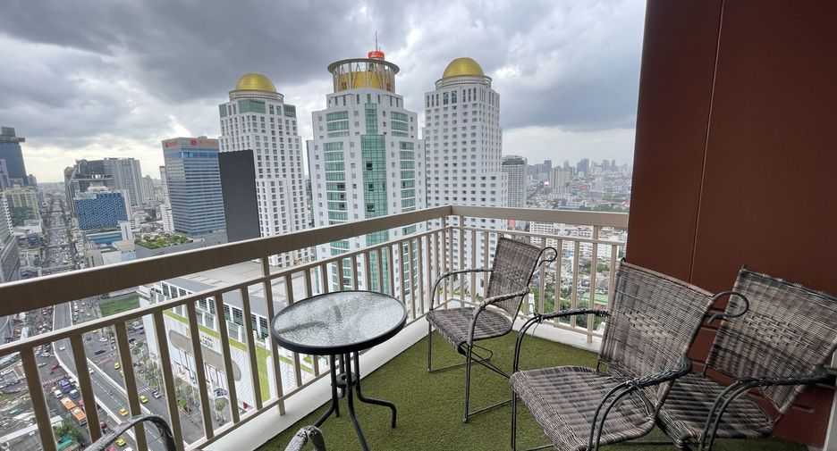 For sale 3 bedrooms condo in Pathum Wan, Bangkok