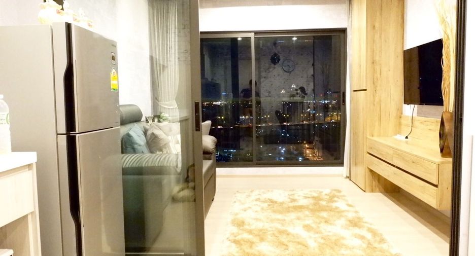 Condo en alquiler de 2 habitaciones en Khlong Toei, Bangkok