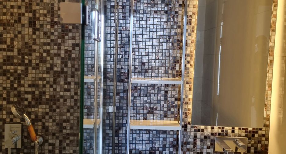 For rent 2 bedrooms condo in Sathon, Bangkok