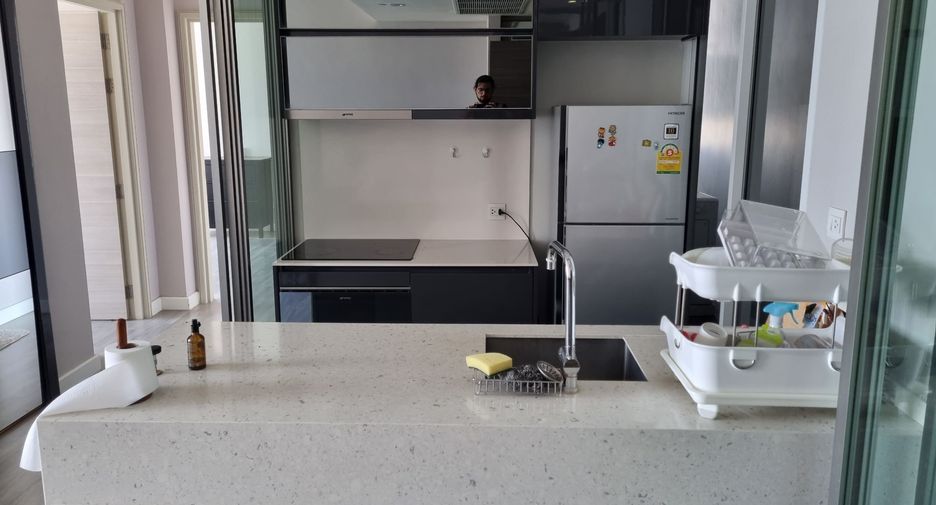 For rent 2 bedrooms condo in Sathon, Bangkok