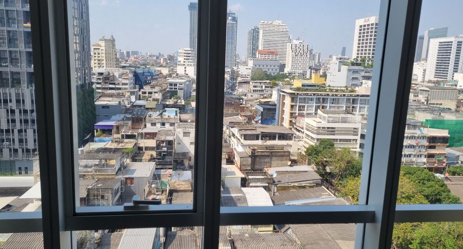 For rent 2 bedrooms condo in Sathon, Bangkok