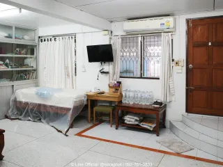 Casa adosada en venta de 3 habitaciones en Bang Sue, Bangkok