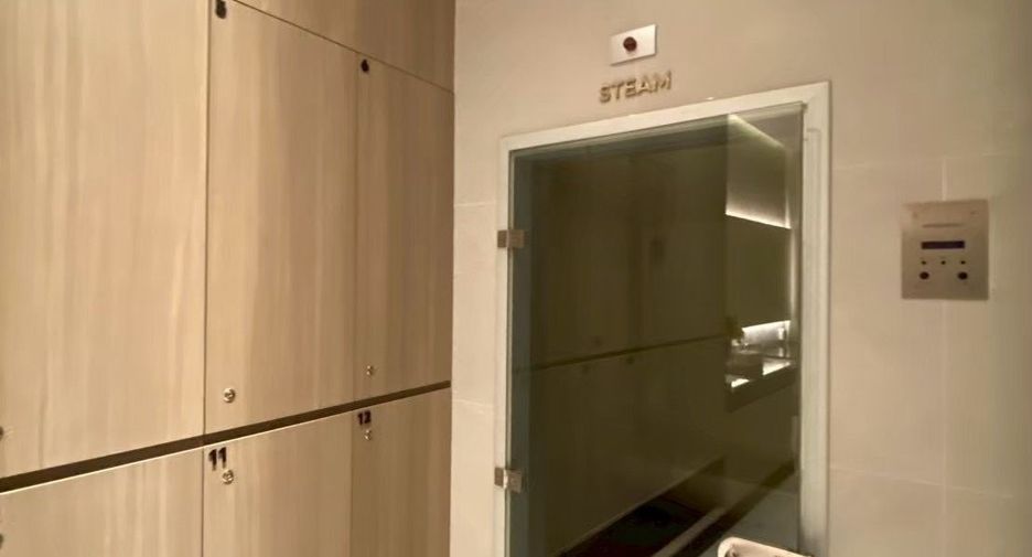For rent 1 bed condo in Phra Khanong, Bangkok