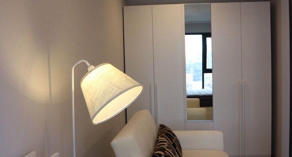 For rent 1 bed condo in Phra Khanong, Bangkok