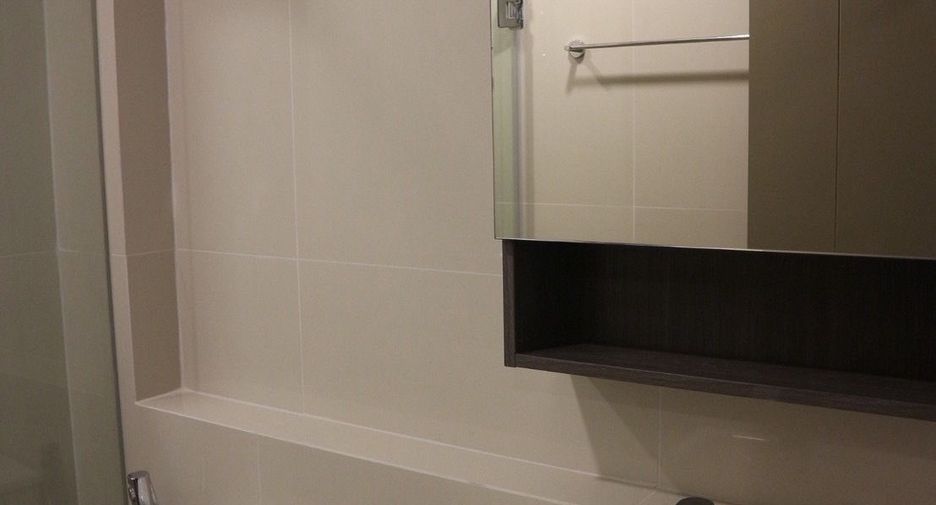 For rent 1 bed condo in Phra Khanong, Bangkok