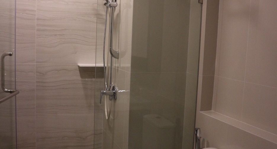 For rent 1 bed condo in Phra Khanong, Bangkok