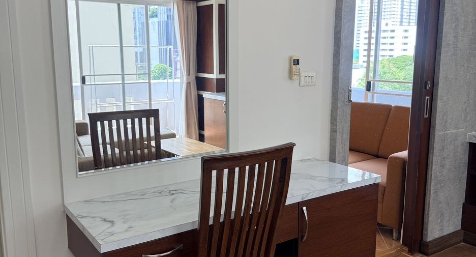 For rent 1 bed apartment in Khlong Toei, Bangkok