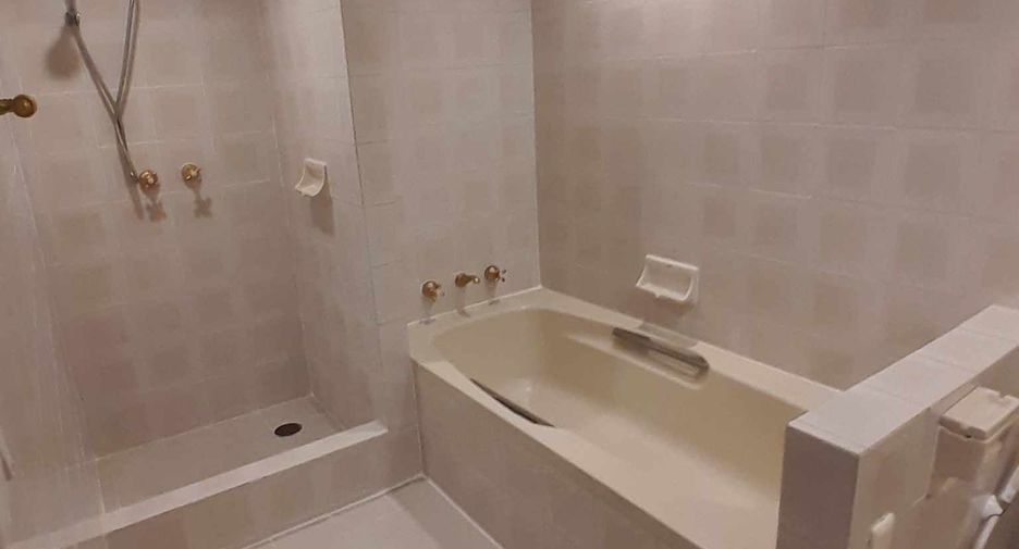 Wohnung zur Miete mit 4 Zimmer in Watthana, Bangkok