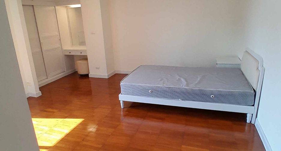 Wohnung zur Miete mit 4 Zimmer in Watthana, Bangkok