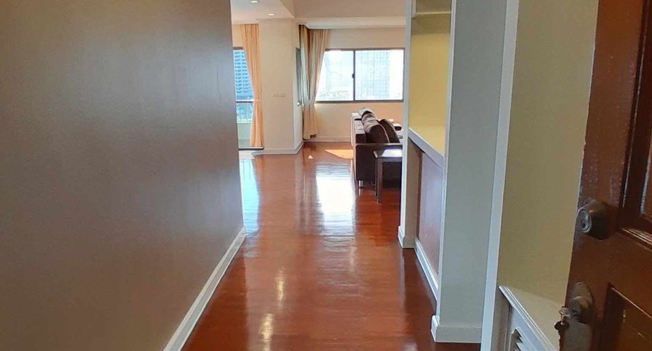 Wohnung zur Miete mit 4 Zimmer in Watthana, Bangkok