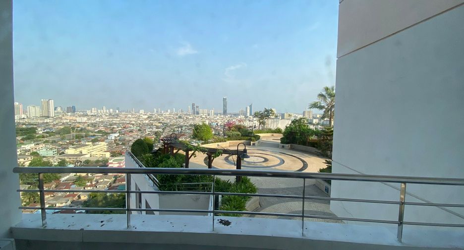 For sale and for rent 3 bedrooms condo in Bang Kho Laem, Bangkok