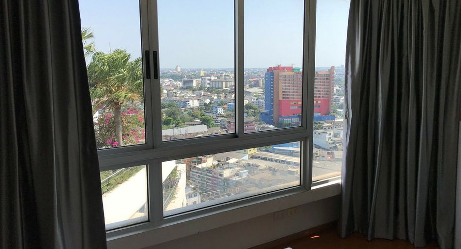 For sale and for rent 3 bedrooms condo in Bang Kho Laem, Bangkok