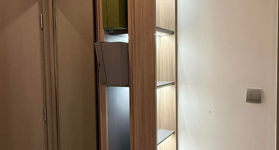 For sale 1 bed condo in Huai Khwang, Bangkok