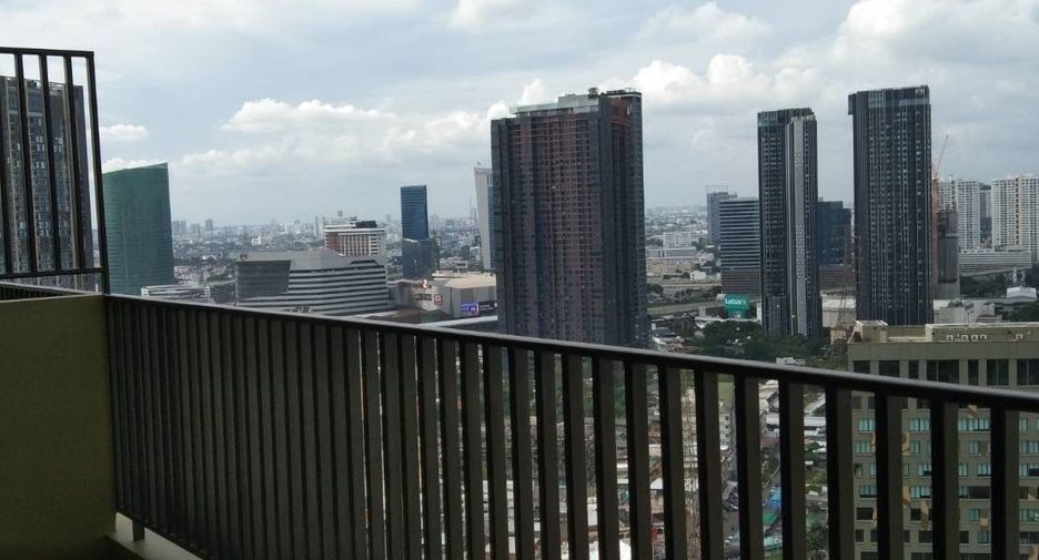 For sale 2 bedrooms condo in Chatuchak, Bangkok