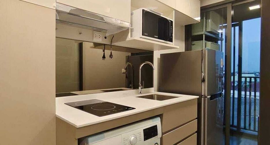 For rent 1 bed condo in Phra Khanong, Bangkok
