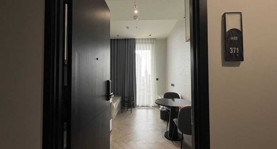 For rent 1 bed condo in Khlong San, Bangkok