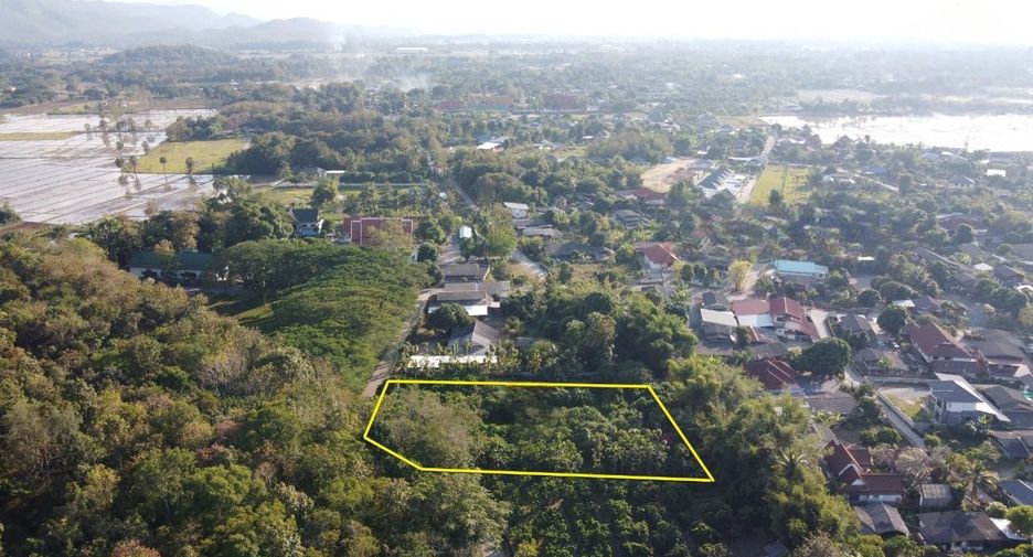 For sale land in San Kamphaeng, Chiang Mai