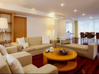 Hotel zur Miete mit 4 Zimmer in Watthana, Bangkok