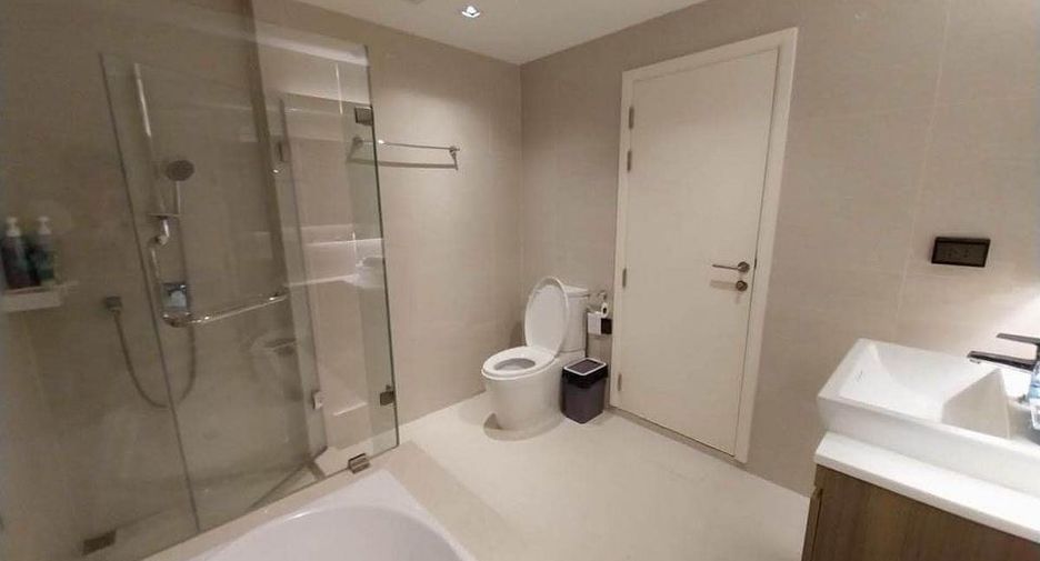 For sale and for rent 2 bedrooms condo in Khlong Toei, Bangkok