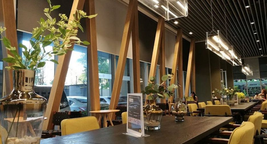 For sale 1 Beds condo in Huai Khwang, Bangkok
