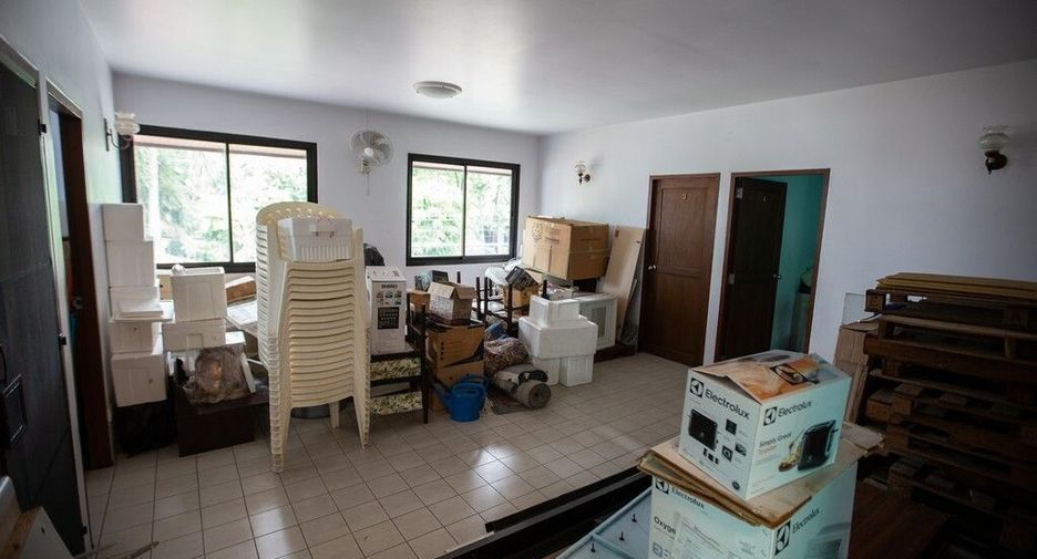 Villa en venta de 7 habitaciones en Watthana, Bangkok