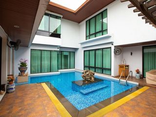 À vendre 7 chambres villa à Watthana, Bangkok