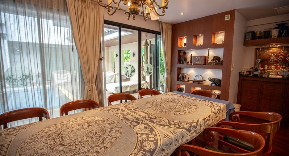 Villa en venta de 7 habitaciones en Watthana, Bangkok
