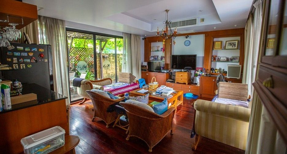 Villa en venta de 7 habitaciones en Watthana, Bangkok