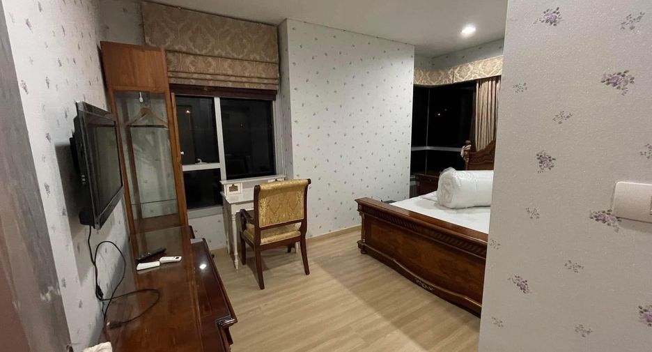 For rent 2 bedrooms condo in Phaya Thai, Bangkok