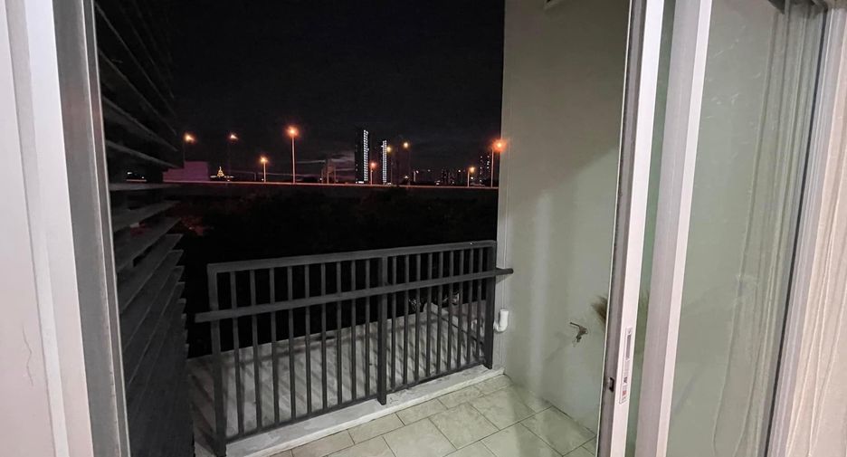 For rent 2 bedrooms condo in Phaya Thai, Bangkok