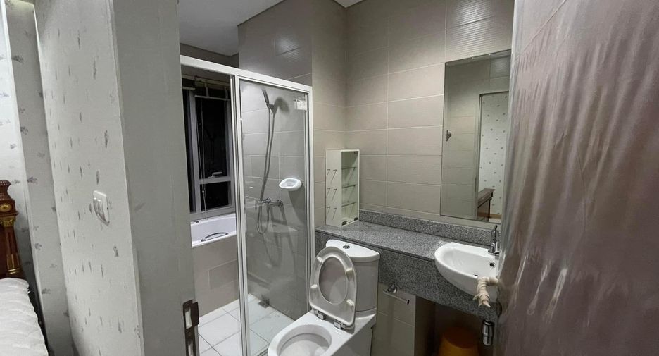 For rent 2 bedrooms condo in Phaya Thai, Bangkok