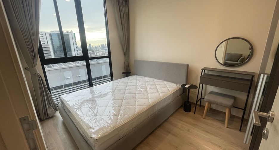 Condo en alquiler de 1 habitaciones en Huai Khwang, Bangkok