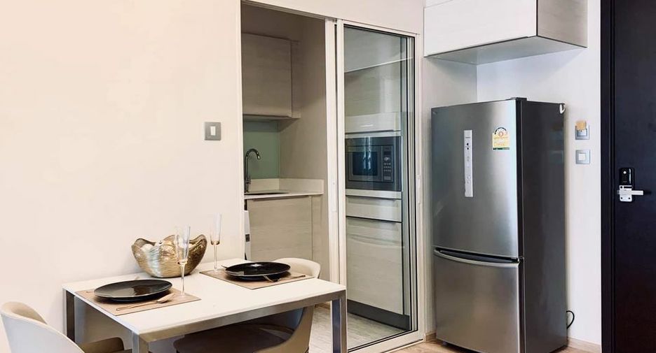 For rent 1 bed condo in Watthana, Bangkok