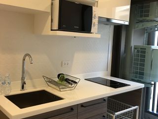 For rent 1 bed condo in Yan Nawa, Bangkok