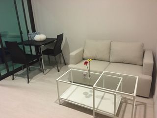 For rent 1 bed condo in Yan Nawa, Bangkok