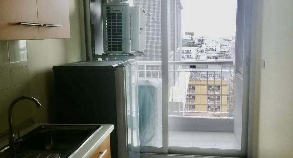For sale 1 bed condo in Huai Khwang, Bangkok
