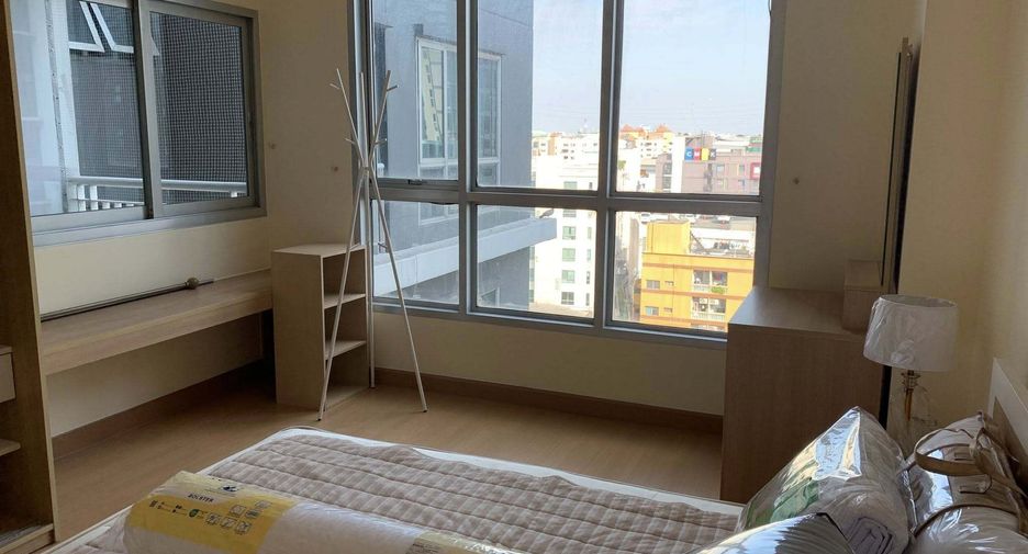 For sale 1 bed condo in Huai Khwang, Bangkok