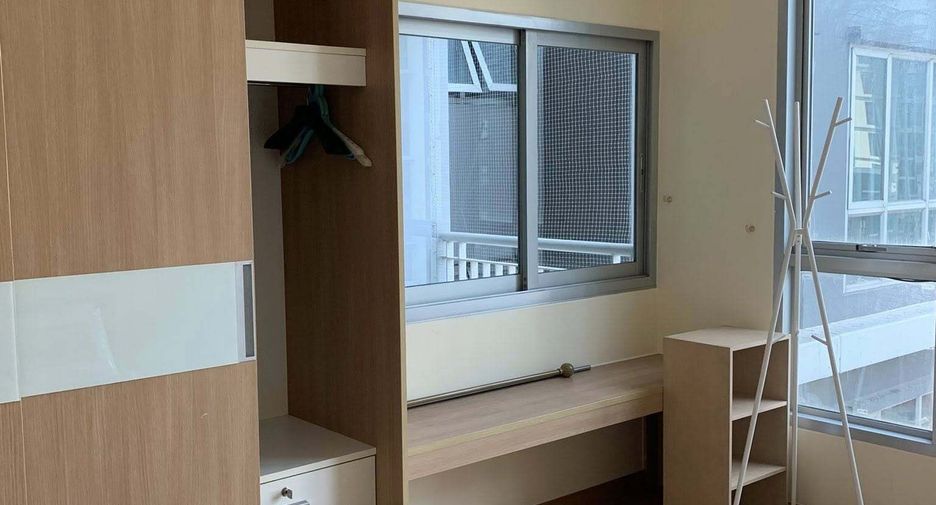 For sale 1 bed condo in Huai Khwang, Bangkok