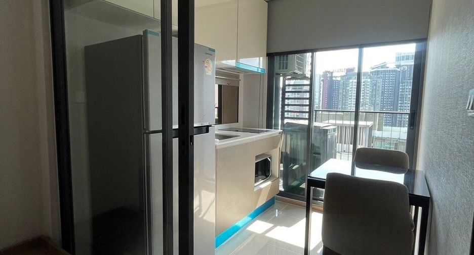 For rent 1 bed condo in Huai Khwang, Bangkok