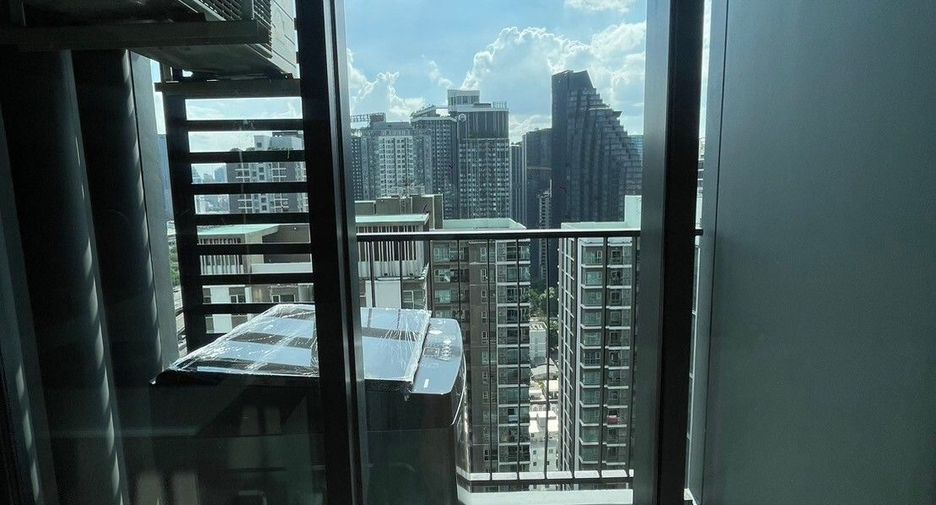 For rent 1 bed condo in Huai Khwang, Bangkok