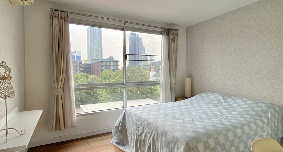 For sale and for rent 2 bedrooms condo in Watthana, Bangkok