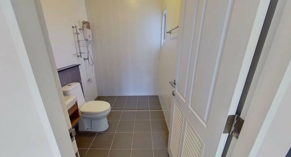For sale 3 bedrooms house in San Kamphaeng, Chiang Mai