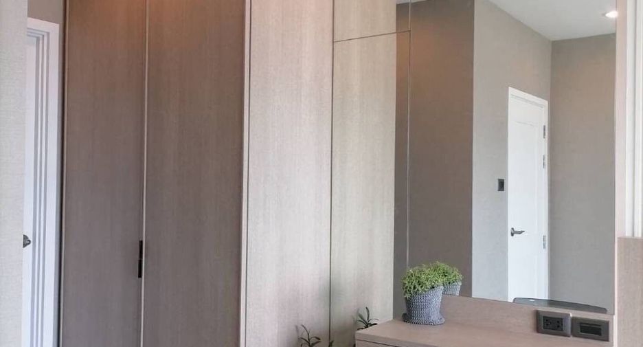 Wohnung zur Miete mit 1 Zimmer in Huai Khwang, Bangkok