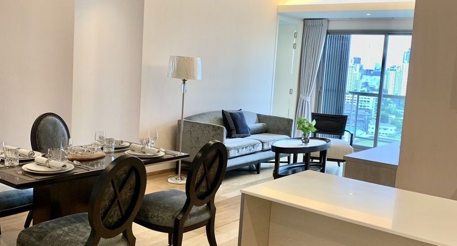 For rent 2 bedrooms condo in Watthana, Bangkok